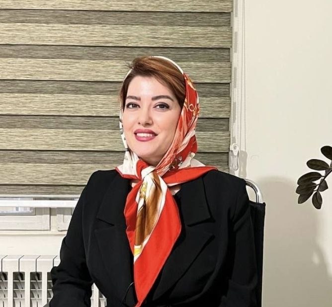 نیلوفر شریفی